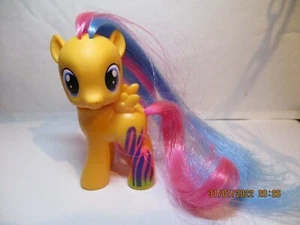 MON PETIT PONEY G4 " SCOOTALOO, WILD RAINBOW " 2014  - Picture 1 of 5