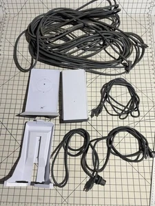 No dish! Starlink High performance Router, Power Supply, Cables - Photo 1/10