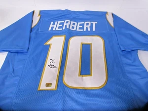 JUSTIN HERBERT Signed Jersey XL  CHARGERS Autograph w/COA (GOLDEN) + FREE SHIP! - Picture 1 of 3