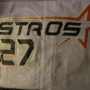 Jose Altuve Astros White 2025 City Connect Stitched Jersey Size XXXL,XXL, XL - Picture 1 of 2