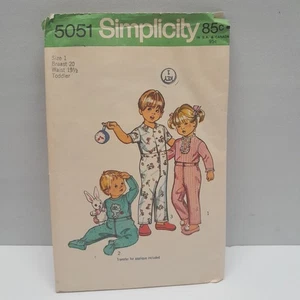 De colección 1972 Simplicity #5051 Pijama Niños Pequeños Patrón de Costura Talla 1 Corte Completo - Imagen 1 de 2