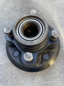 Triumph Spitfire Or Herald Front Hub With Studs 3-3/4” Bolt Centers NICE!! - Bild 1 von 9