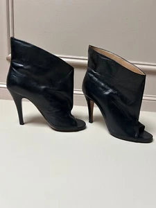 MAISON MARTIN MARGIELA BLACK LEATHER PEEP TOE BOOTS EU 40 - Picture 1 of 6