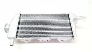 Radiator Right Yamaha YZ450 2006 #SES - Picture 1 of 5