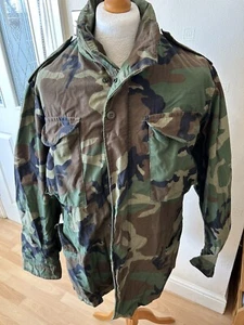 US Army M65 Woodland Camo Cold weather Field Jacket - Medium Regular - Picture 1 of 5