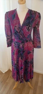 Vintage Kleid 80er Jahre, Größe 40, Plissee, Lila, Schulterpolster, England - Bild 1 von 6