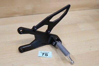 Левая передняя подножка и кронштейн Yamaha YZF 1000 R1 оригинальные 2015–2024 R1M неиспользованные - Изображение 1 из 4