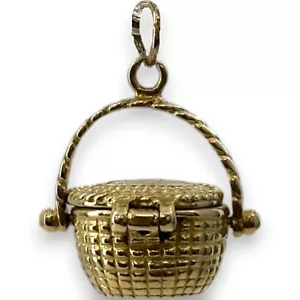 Vintage Picnic Basket Openable Charm Pendant Solid 14kt Yellow Gold - Picture 1 of 8