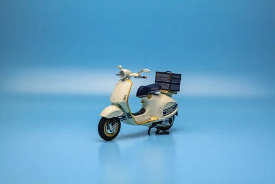 Newray Custom 2014 Vespa Piaggio 946 Bellissima x Christian Dior Motor Bike 1:12 - Image 1 of 4