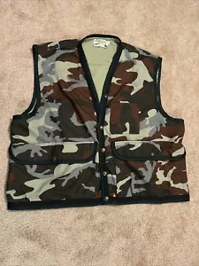 VTG Cabelas Sidney Nebr Vintage Camo Hunting Vest Fishing Camouflage USA Sz XXL - Picture 1 of 5