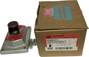 Crouse-Hinds DS429D S111 Explosion Proof Front Operated Cover Assembly w/ Single - Picture 1 of 9