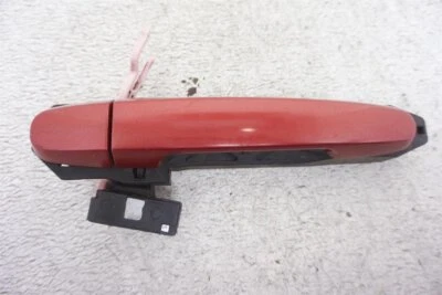 Manija exterior de la puerta del conductor trasero Toyota Prius 2005-2009 - rojo Barcelona Foto 1 de 4