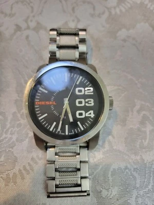 Reloj Diesel DZ-1370 doble plumón esfera negra acero inoxidable Foto 1 de 4
