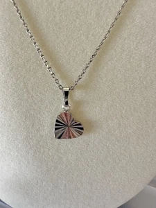 Silver Ridged Heart Pendant Necklace 16-19” EUC - Picture 1 of 9