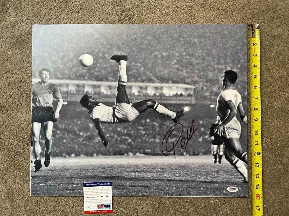 PELE Soccer Superstar signed 16x20 Bicycle Kick photo PSA/DNA autographed - Image 1 of 1
