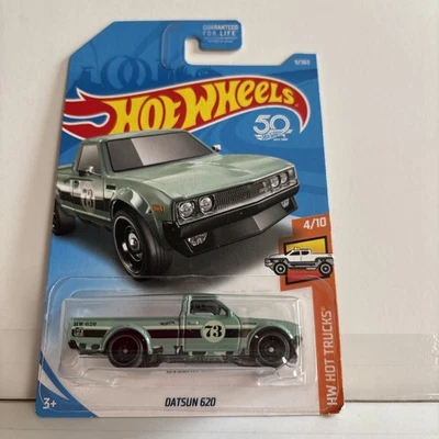 Camión Hot Wheels 4/10 Hot Trucks 50th verde Datsun 620 9/365 nuevo en paquete Foto 1 de 4