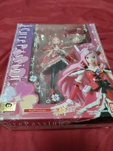 Cure Passion Precure Figure Arts SHF Toy, Slightly Loose Joints, Stand Included - Picture 1 of 8