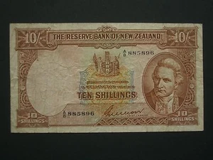 ***Rare 1955 New Zealand 10,s Wilson Banknote** - Picture 1 of 10