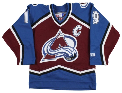 Joe Sakic Colorado Avalanche CCM 90's Starter NHL Hockey Jersey Youth S/M Cover