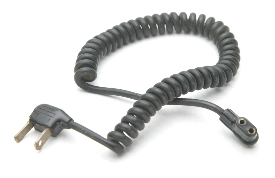 Cable Enrollado Sincronizado 40" Desde Dos Pines Obturador Americano Hasta Hogar Dos Pines Enchufe. Foto 1 de 1