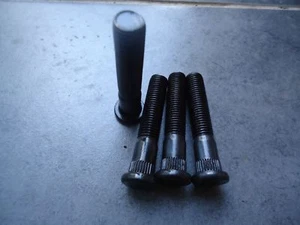 1 x Escort MK2 RS2000 Wheel Studs Long M12 x 1.5 47mm Long SS36 - Picture 1 of 1