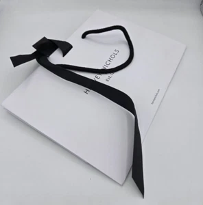 HARVEY NICHOLS Paper Gift Bag/ Shopping 27.5cm x 20cm x 10cm/Rope Handles/Ribbon - Picture 1 of 2