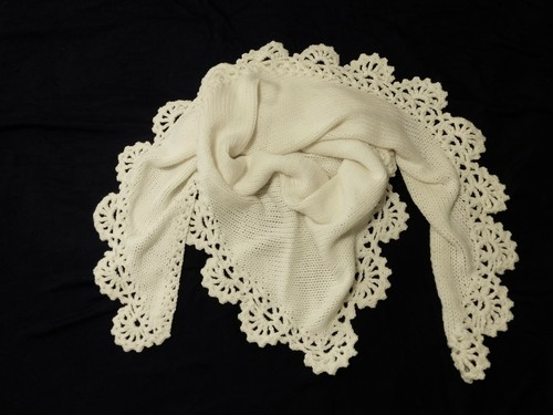 OFF WHITE Scialle in pizzo lavorato a maglia fatto a mano moda elegante tutte le misure 80" x 33" bianco sporco