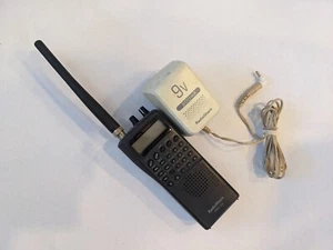 Radio Shack Pro-94 1000 Channel Dual Trunking Scanner & OEM Power Adapter TESTED - Picture 1 of 9