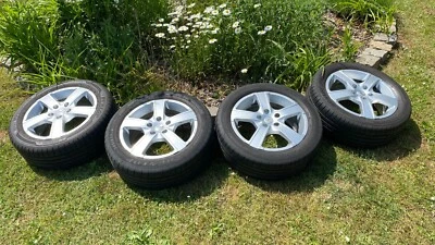 16 Zoll Momo Felgen + Dunlop Sommerreifen – Guter Zustand! - Bild 1 von 4