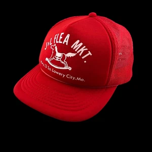 Gorra Truckers Roja Joven "J & L Flea Market" con Caballo Mecedor, Ajustable, De Colección - Imagen 1 de 10