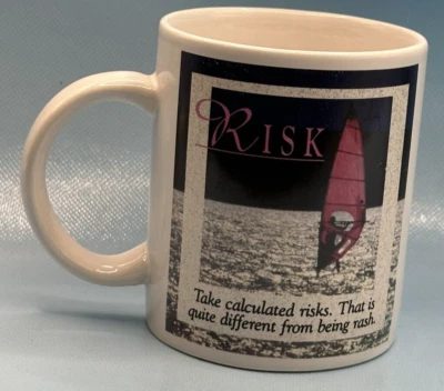 Taza de café Risk taza cita inspiradora "Toma riesgos calculados" Mugz de Ganz Foto 1 de 4