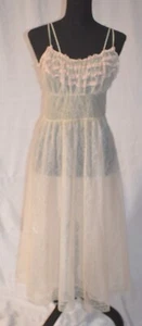 Vintage Van Raalte nightgown Size Medium - Picture 1 of 2