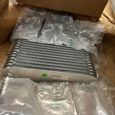 GENUINE GM ACDELCO 52484205 15-62113 HVAC EVAPORATOR CORE - Image 1 of 3