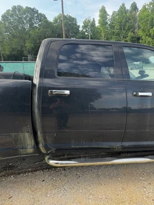 Dodge Ram 3500 2016 2017 doble cabina SLT OEM PXR puerta trasera derecha negra brillante Foto 1 de 4