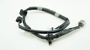 HILUX 2011-14 PLUG AND WIRING CONNECT TO BACK UP CAMERA 82165-0K030 - Picture 1 of 7