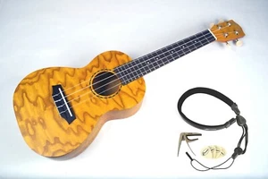 Konzert Akustik Ukulele Weideholz Satin Finish Capo Halsschlinge und Filzpicks - Bild 1 von 11