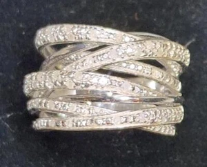 Nuevo anillo de diamantes naturales superpuesto de plata esterlina .925 bypass de 0,25 cttw - Imagen 1 de 2