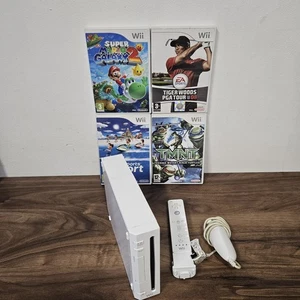 Nintendo wii Console Bundle wii sports Resorts Mairo Galaxy 2 Wii Motion Plus - Picture 1 of 11