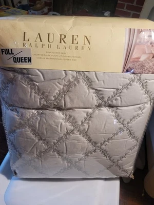 Edredón completo/queen Ralph Lauren St. Honore 96 x 96 pulgadas Foto 1 de 4