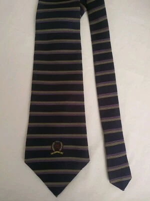Corbata Tommy Hilfiger 100 % seda hecha en EE. UU. a rayas moradas  Foto 1 de 4