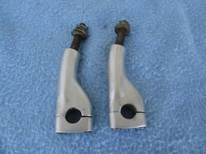 1988-97 Yamaha Virago XV750 OEM Handlebar Risers Clamps  #3AL-23442-00-38 - Bild 1 von 4