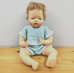 19" VTG 1962 IDEAL Thumbelina Doll OTT-19 HEAD MOVES & CRIES Wooden Knob Outfit - Picture 1 of 23