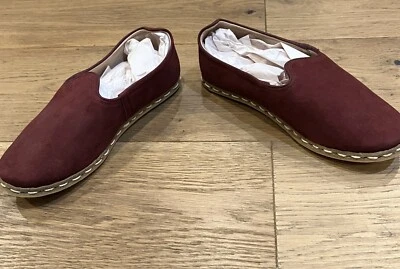 Sapato Slip-on GIZZE Feito à Mão Borgonha Tamanho 7.5 EUA Nubuck Novo sem etiquetas - Imagem 1 de 3