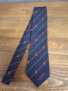 Corbata para el cuello Atkinson's azul marino con logotipo de whisky escocés de Gilbey's - Imagen 1 de 3