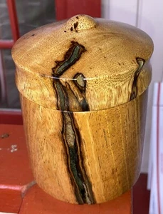 Hawaiian Mango Wood Container w/Lid~Local Artist~Gallery &Collector Quality (14) - Picture 1 of 8