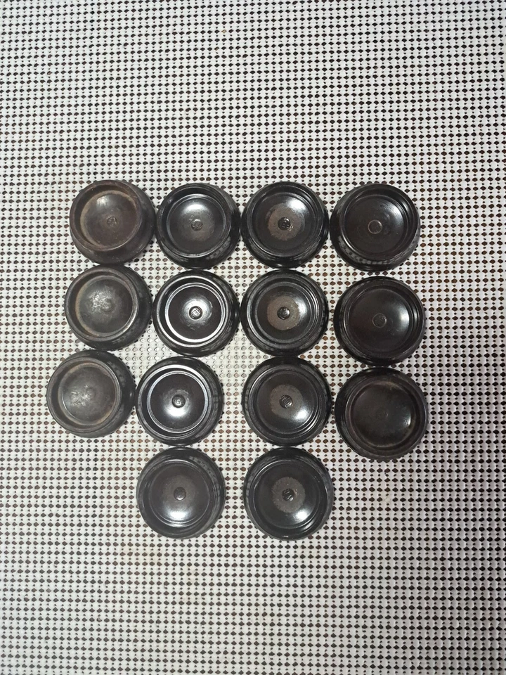 14-¿Baquelita vintage? Muebles Tazas Posavasos Deslizadores REM Aprox 1 7/16" Interior D Foto 1 de 4