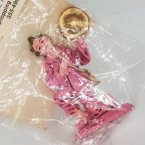 Vintage Kneeling Shepherd Figure Nativity Scene Replacement Pink Gold Hat Italy - Picture 1 of 6