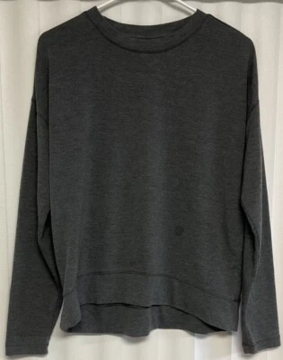 Avia Long Sleeve Shirt Women’s Medium (8–10) Gray.    9687 - Image 1 of 3