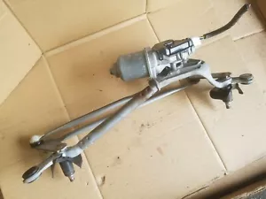 05-11 MK2 XP90 TOYOTA YARIS MOTORE TERGICRISTALLO ANTERIORE COMPLETO & LINKAGE 85110-0D070 - Foto 1 di 6