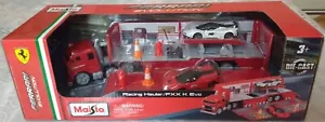 Maisto - Ferrari Transporter - Racing Hauler + 2 Ferrari FXX K Evo (1/64) - Picture 1 of 6